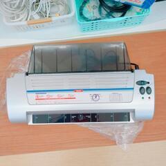ラミネーター OHM LAM-902N A3サイズまで対応 動作確認済み 【こちらは店舗です。浜村鹿野温泉ICから3分 買取本舗 宮本リサイクル 営業時間9～19時 定休日水曜のみ←連絡できませんm(_ _)m】の画像