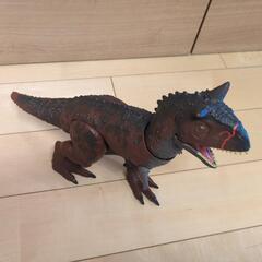 ジュラシック・ワールド カルノタウルス ブル　恐竜フィギュア

の画像