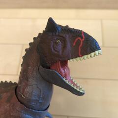 ジュラシック・ワールド カルノタウルス ブル　恐竜フィギュア

の画像