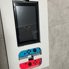 
Nintendo  switch本体　ヒビ割れありの画像