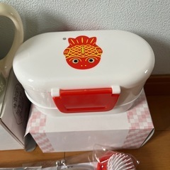 お弁当箱　コップ　ストラップの画像