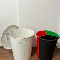 バケツ型　ゴミ箱　鉄製の画像