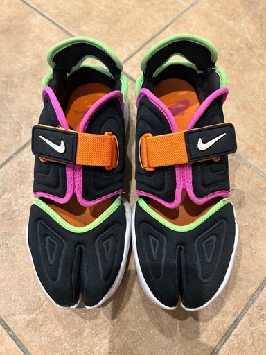 NIKE アクアリフト