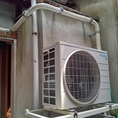 エアコン　エアコン取り付け