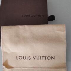 LOUIS VUITTON　パスケース　箱・布袋完備の画像