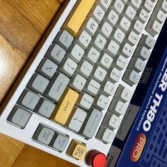 EPOMAKER TH80 Pro 75% メカニカルキーボードの画像