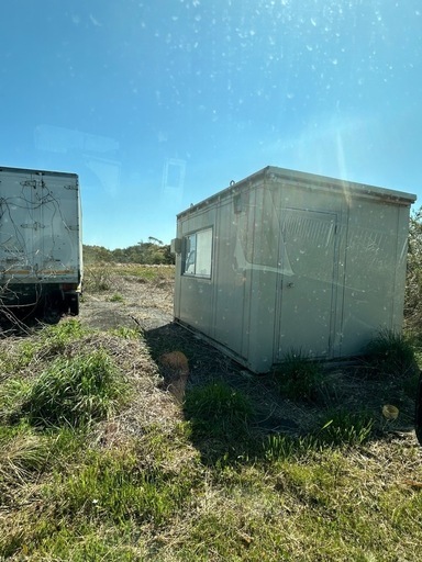 お話し中 プレハブ　中古　物置　倉庫　事務所　配達可
