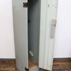 ≪R425ジ≫ FUJIKO/フジコー ガンロッカー 3丁 銃/ライフル/猟銃/散弾銃 保管庫/収納庫 ミリタリー ホビー レトロ 鍵欠品/現状品の画像