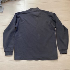 UNIQLO ハイネックシャツの画像