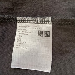 UNIQLO ハイネックシャツの画像