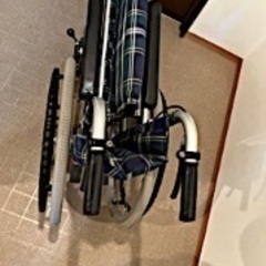 介助・自走車椅子　取りに来てくださる方差し上げますの画像
