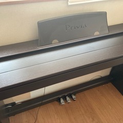 電子ピアノ　Priviaの画像