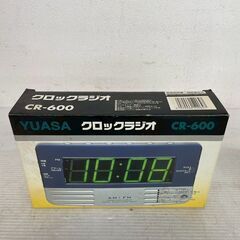 【YUASA】 ユアサ クロックラジオ CR-600 AM FM 目覚まし 当時物 レトロ 時計付き ラジオ アラーム アラーム内蔵 A0333の画像