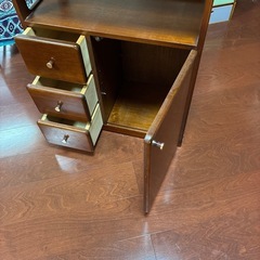 木製キャビネット(電話台)の画像