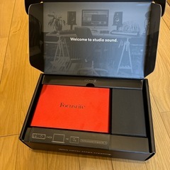 　Focusrite Scarlett 4i4 gen4 オーディオ
インターフェースの画像