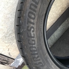 ブリヂストン　205-60R16ノア　ヴォクシーミニバンタイヤの画像