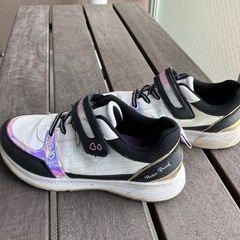 【無料】EDWIN スニーカー　23センチの画像