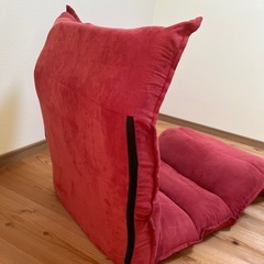 美品　レッド　座椅子　足元角度調節可の画像