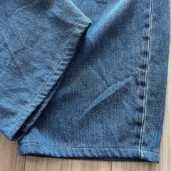 UNIQLO バギーカーブジーンズの画像