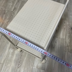 キャスター付き棚の画像