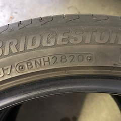 225/45R18 夏タイヤ2本　ブリヂストンREGNOの画像