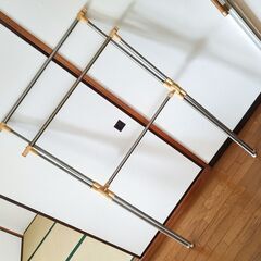 【無料0円】引取限定 アイリスオーヤマ ステンレス室内物干し スタンド室内物干し ベランダ・物干し竿 物干し台用 洗濯用品の画像