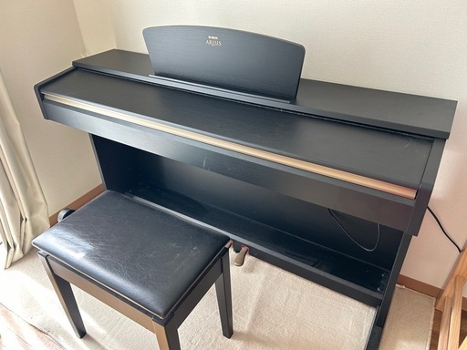 ヤマハ　電子ピアノYDP-161B（イス付）