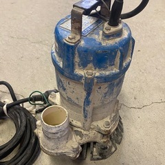 & 水中ポンプ　鶴見製作所 HS2.4S 100V 50Hz 口径　50mm 出力　0.4kW 全揚程　8m  動作品の画像