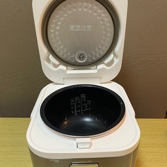【取引確定】3合炊き　炊飯器の画像