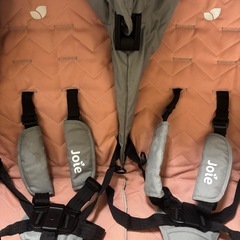 Joie双子用ベビーカーの画像