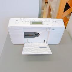 TOSHIBA CDラジオ、TY-C301 ホワイト 説明書・箱 動作確認済み【こちらは店舗です。浜村鹿野温泉ICから3分 買取本舗 宮本リサイクル 営業時間9～19時 定休日水曜のみ←連絡できませんm(_ _)m】の画像