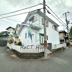 バス停徒歩１分！　角地で開放感のある立地♪　安心安全のオール電化...