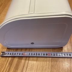 パン、お菓子ボックス
の画像