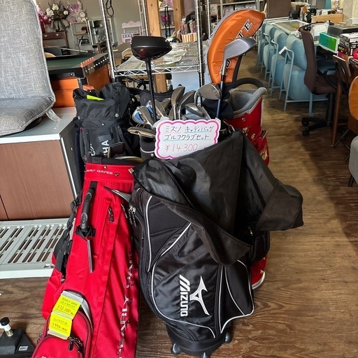 大人気商品入荷⛳️✨️キャディバッグ＆ゴルフクラブセット❣️MIZUNOキャディバッグゴルフクラブゴルフバッグ 
