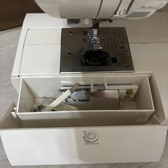 SINGER コンピューターミシン　訳ありの画像