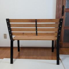 木製ベンチの画像
