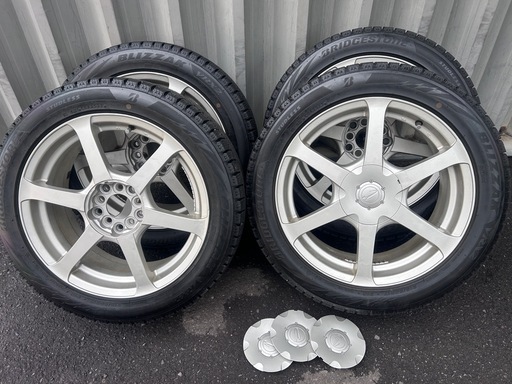 ブリヂストン　ブリザック215/50R17ホイール付