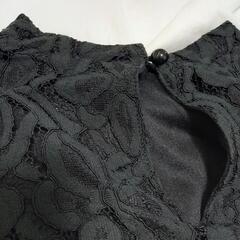 黒レースワンピースの画像