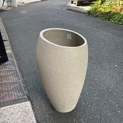 鉢カバー、プランターの画像