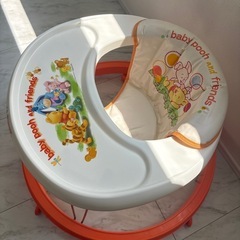 歩行器 プーさん オレンジ ベビーウォーカー の画像