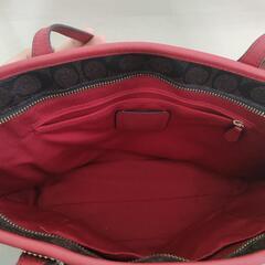 Coachのカバンの画像
