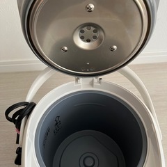 象印電気ポットの画像