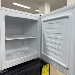 J2089【リユースのサカイ柏店】 IRISOHYAMA アイアリスオーヤマ 冷凍庫 PF-A32FD-W　2021年製 クリーニング済み　　参考価格：14,800円の画像