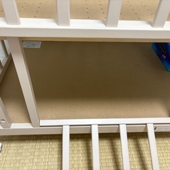 ベビーベッド　キャスター付きの画像
