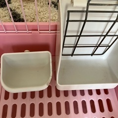 うさぎその他小動物用ゲージ
の画像