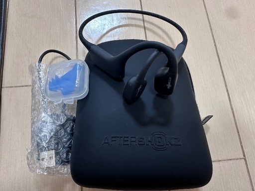 AFTERSHOKZ XTRAINERZ 骨伝導　ワイヤレスイヤホン