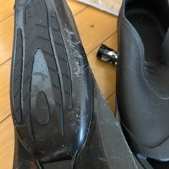シュノーケルとフィンのセットの画像