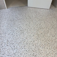 大理石風フローリングシートの画像