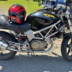 VTR250 初期型のキャブ車の画像