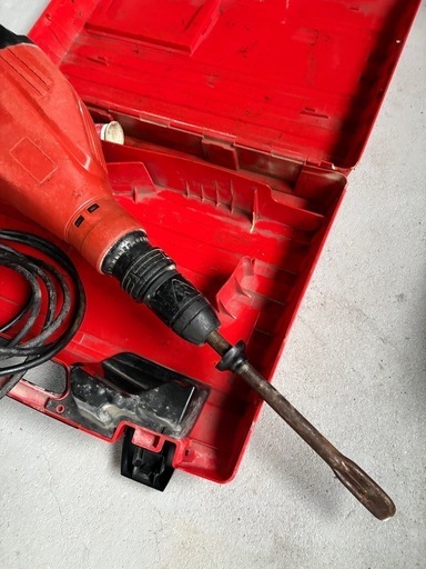 HILTI ハンマードリル TE-700AVR動作確認済み ハツリ機
